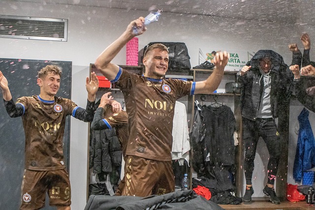 场的控球能 场的控球能